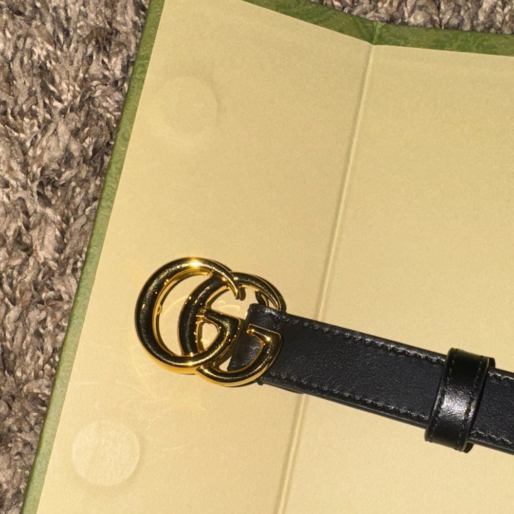 Gucci Black Belt  comes with Box with Cream Dust Bag - Picture 3 of 7